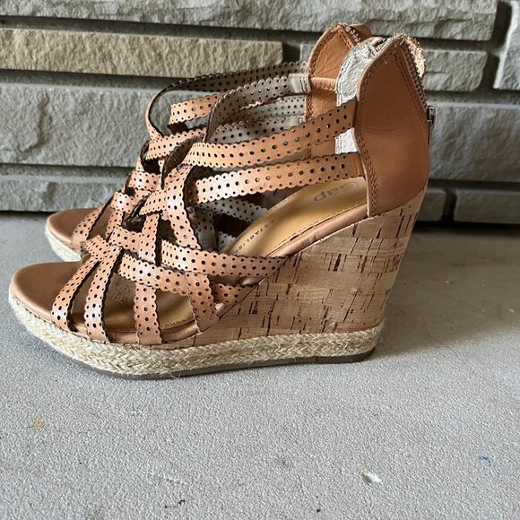 GAP Women's wedge heeled sandals - size 6 - Picture 1 of 4
